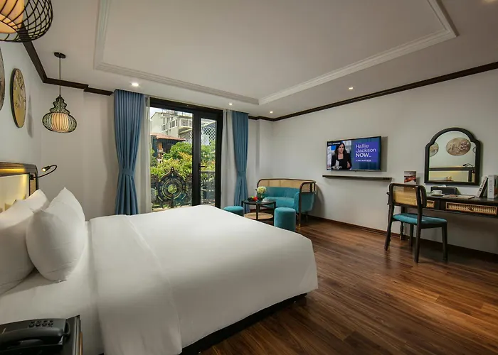 Media Central Hotel & Spa